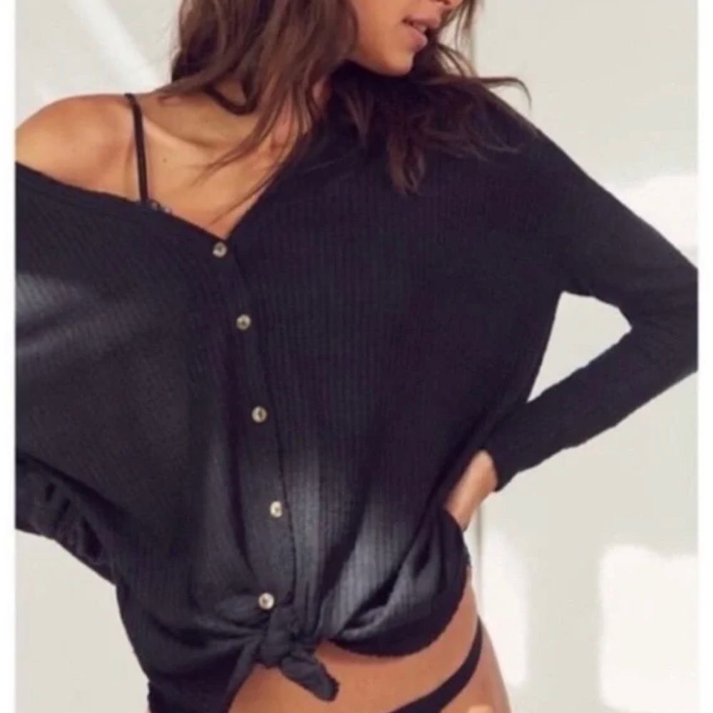 Urban Outfitters Out from Under Waffle Knit Top Size Large